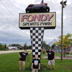 Meet your Posher, Brock